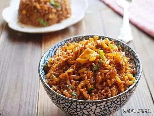 瓜姐吃酱油炒饭,家常美味，回味无穷
