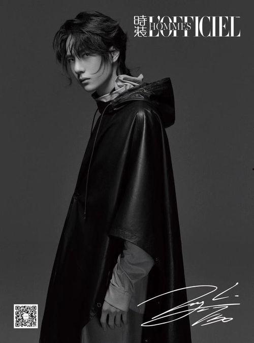 长发微卷男明星,揭秘长发微卷男明星的独特风采