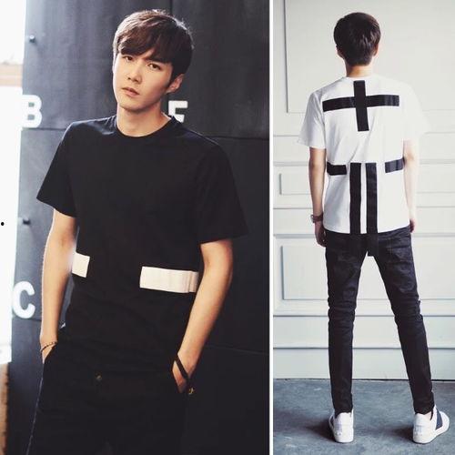 品牌t恤明星同款,揭秘品牌T恤的潮流密码