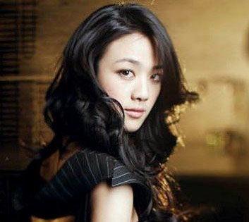 靠脱成名女明星,揭秘靠脱成名女明星的蜕变之路