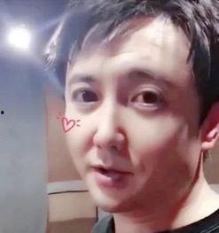 蛇尖脸网红,揭秘网络红人的独特魅力与影响力