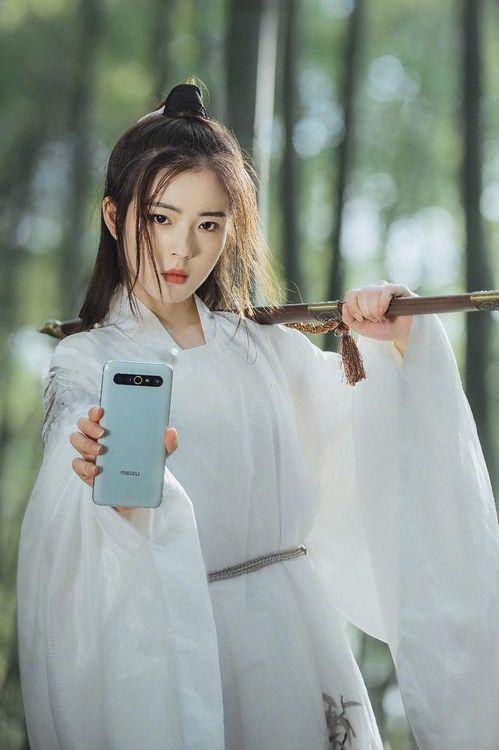 天青女网红,网络红人的崛起与影响力解析