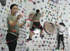 明星攀岩的图片,明星攀岩风采瞬间