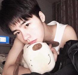 微信网红大头是谁,揭秘微信网红“大头”的神秘面纱